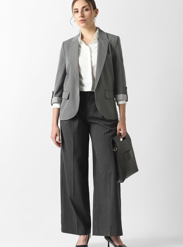 VAN HEUSEN Solid Blazer