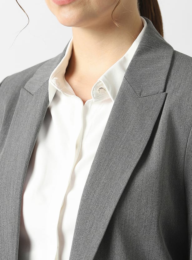 VAN HEUSEN Solid Blazer