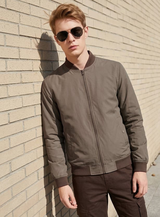 FAME FOREVER Base Collar Bomber Jacket