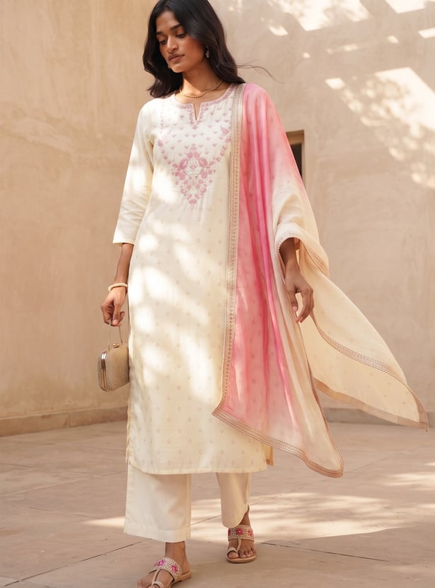 MELANGE Embroidered Kurta Set