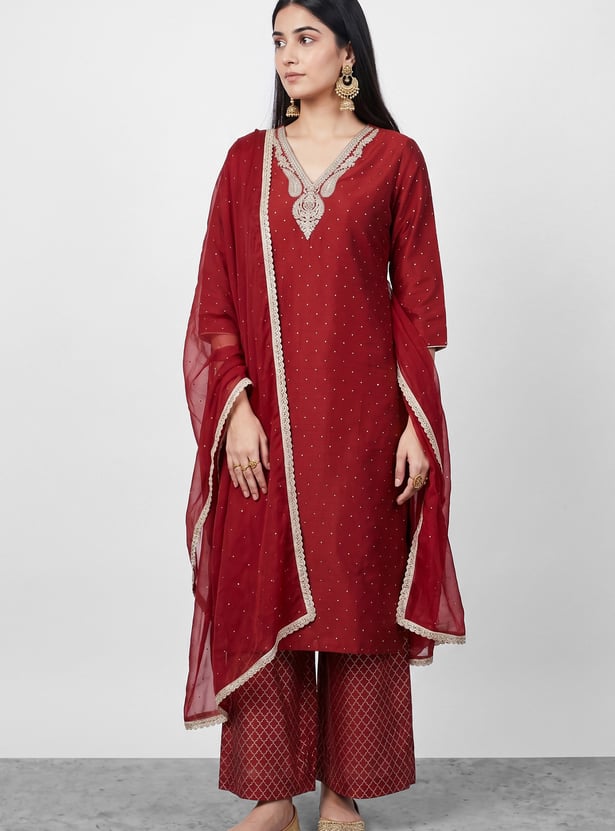 MELANGE Embroidered Kurta Set