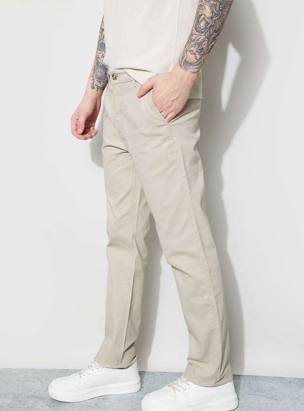 FAME FOREVER Solid Regular Fit Trousers