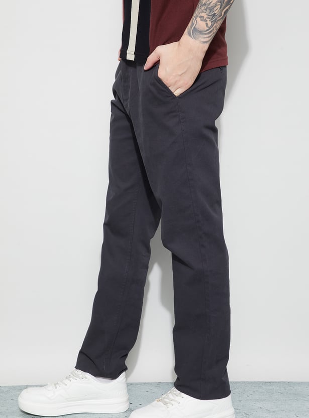 FAME FOREVER Solid Regular Fit Trousers