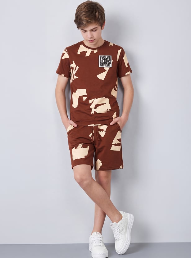 FAME FOREVER Boys Graphic Print T-shirt with Shorts