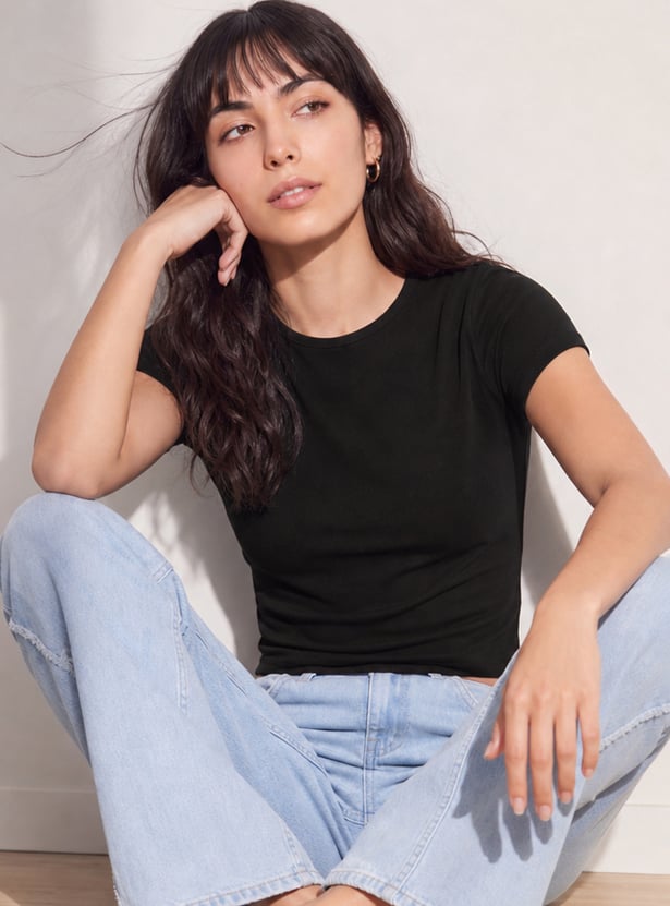 GINGER Solid Crop T-shirt