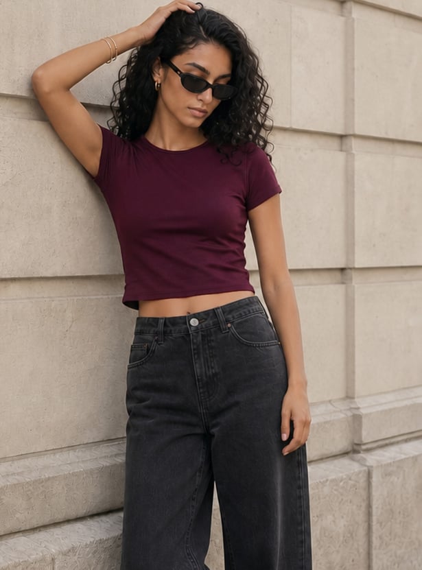 GINGER Solid Crop T-shirt
