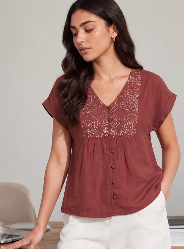 FAME FOREVER Embroidered Top