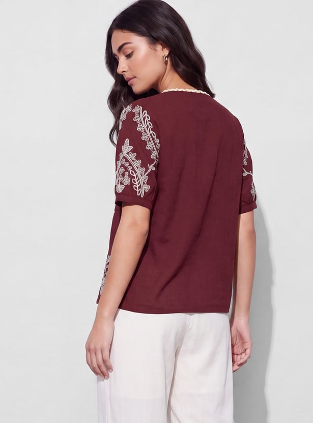 FAME FOREVER Embroidered Top
