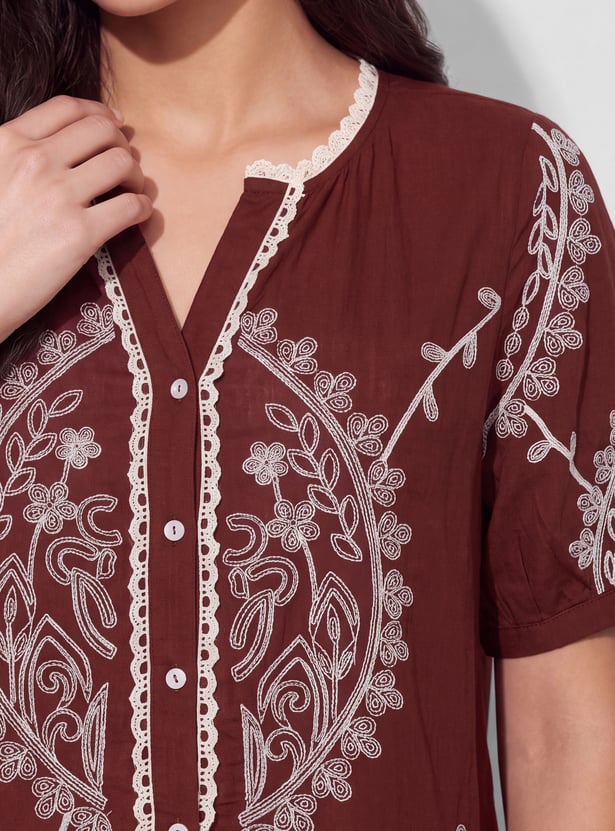 FAME FOREVER Embroidered Top