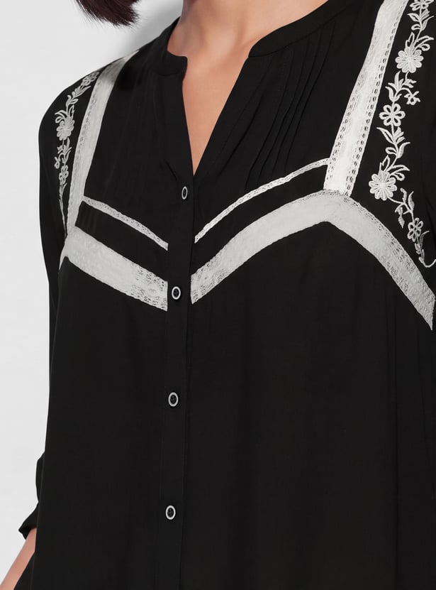 FAME FOREVER Embroidered Top