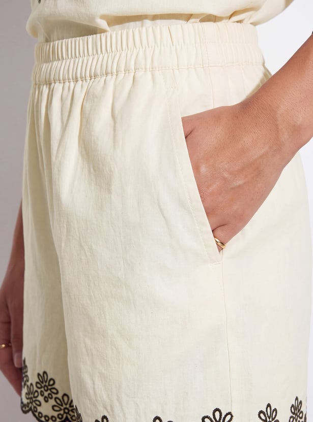FAME FOREVER Embroidered Regular Shorts