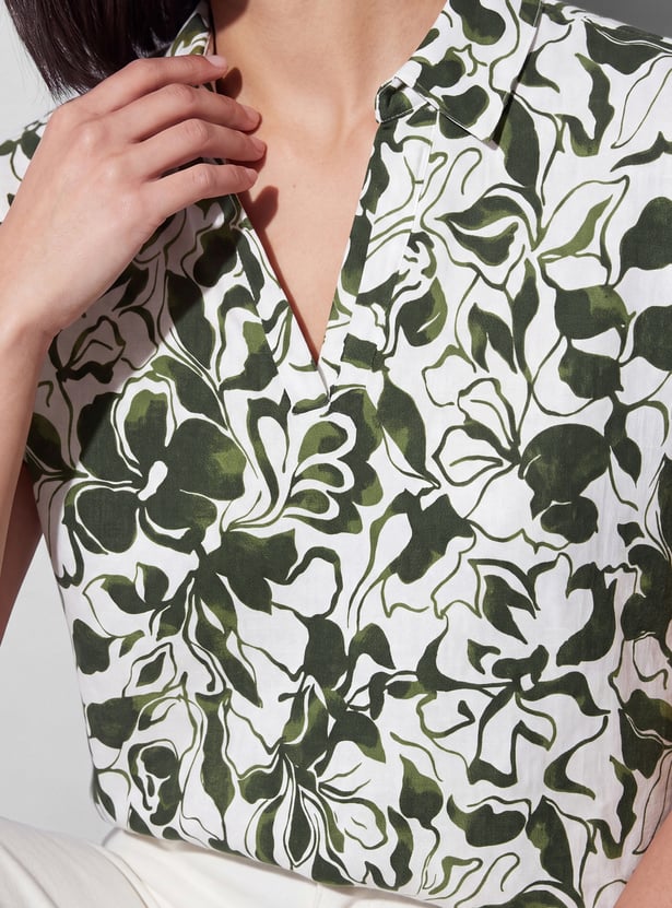 FAME FOREVER Printed Spread Collar Top