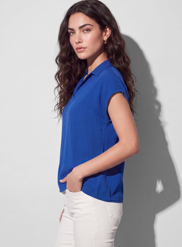 FAME FOREVER Solid Collared Top