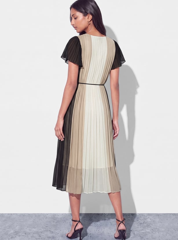 CODE Pleated A-line Midi Dress