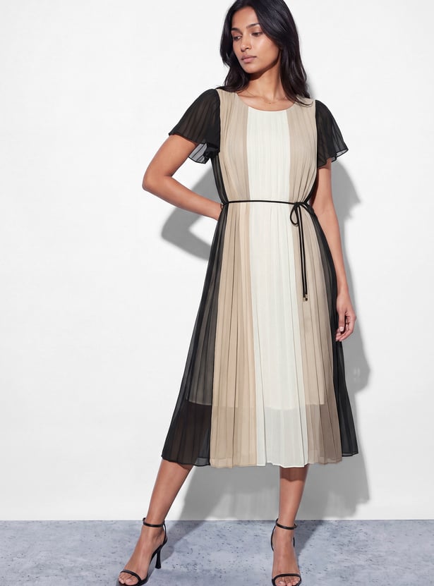 CODE Pleated A-line Midi Dress