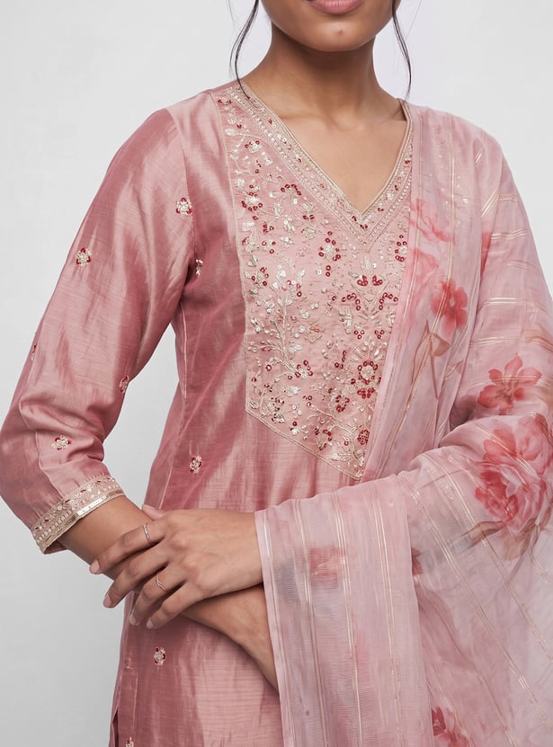 MELANGE Embroidered Straight Kurta Set