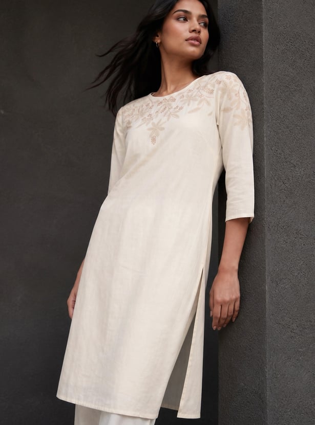 MELANGE Embroidered Straight Kurta
