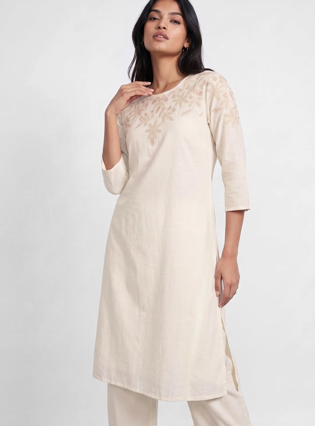 MELANGE Embroidered Straight Kurta