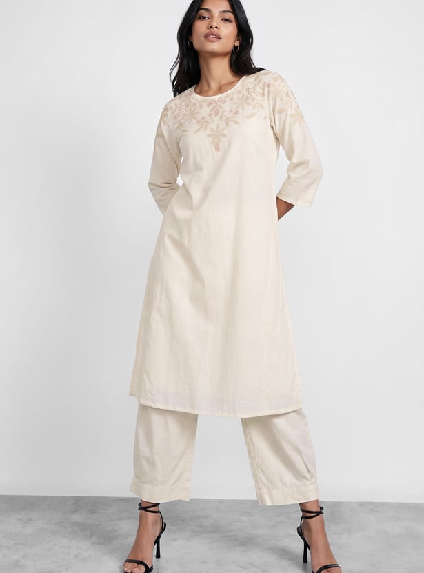 MELANGE Embroidered Straight Kurta