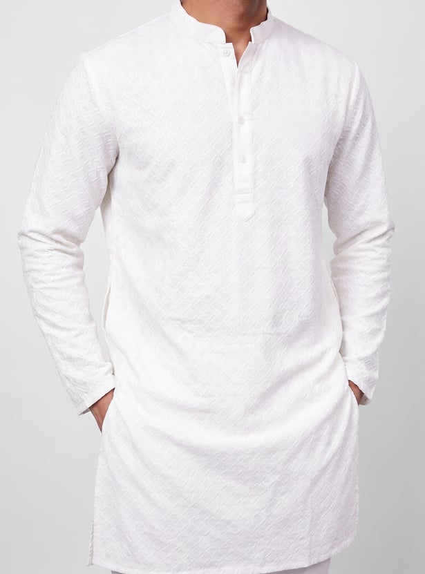 MELANGE Embroidered Straight Kurta