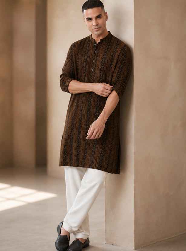 MELANGE Embroidered Knee Length Kurta