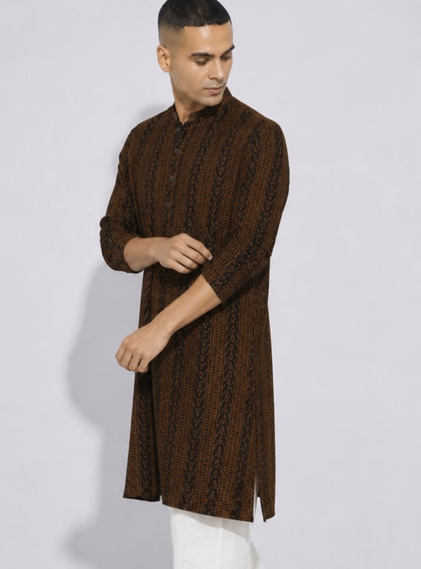 MELANGE Embroidered Knee Length Kurta