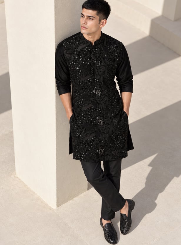 MELANGE Embroidered Straight Kurta