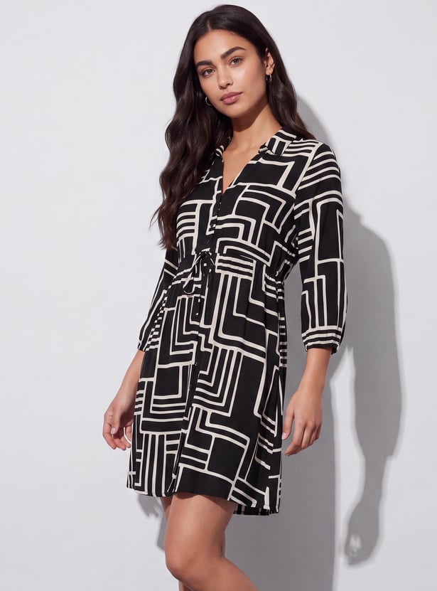 FAME FOREVER Geometric Print Mini Dress