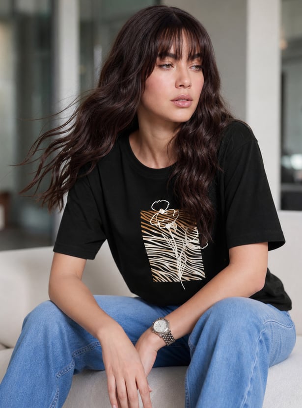 FAME FOREVER Graphic Print T-shirt