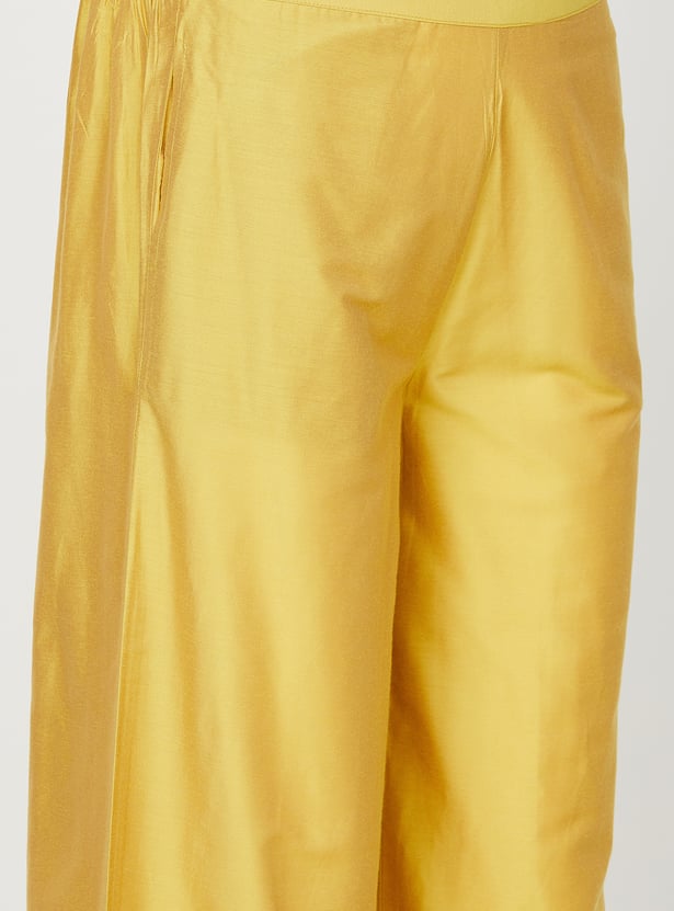 MELANGE Embroidered Kurta Set