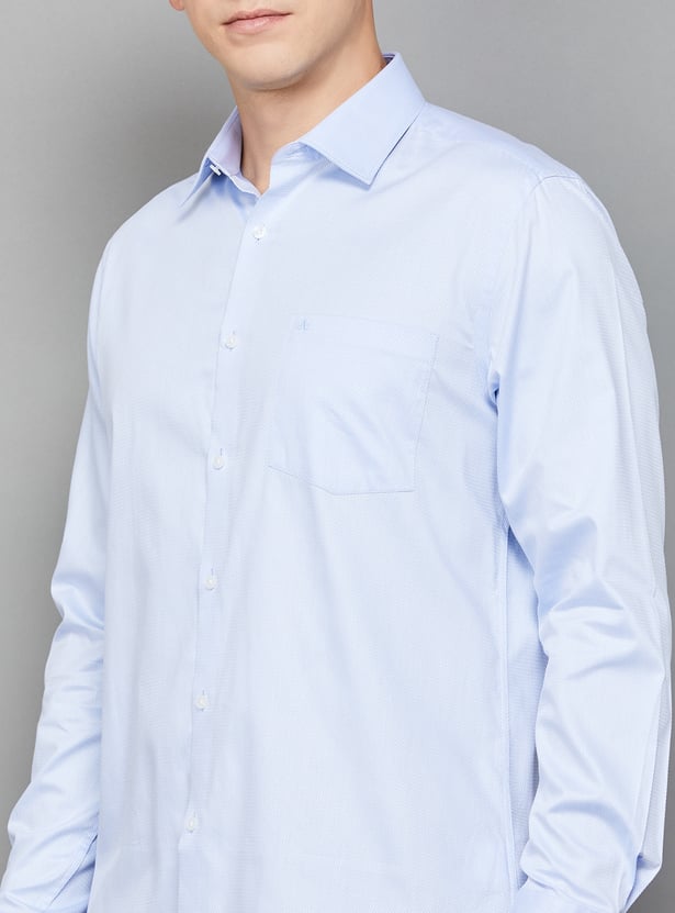 ARROW Textured Regular Fit Formal Shirt