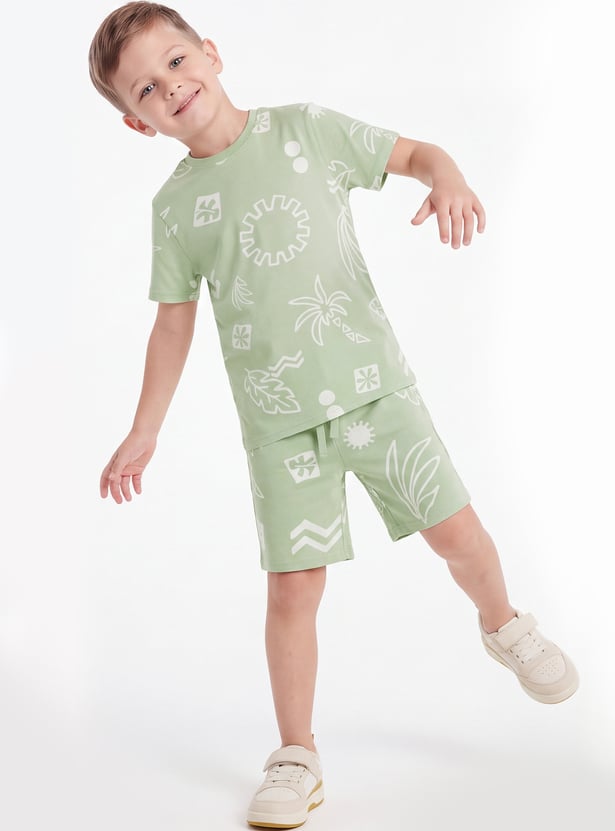 FAME FOREVER Boys Graphic Print T-shirt with Shorts Set