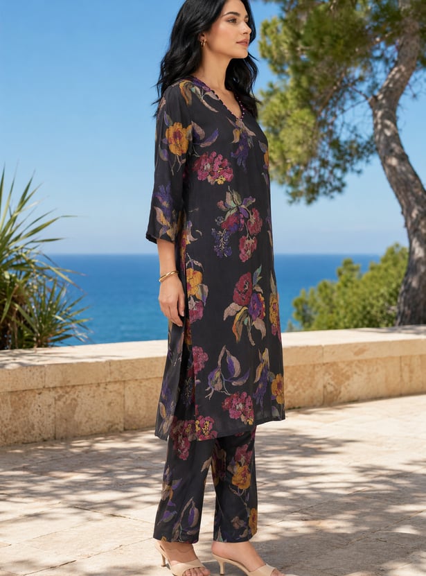 W Floral Print Straight Kurta Set