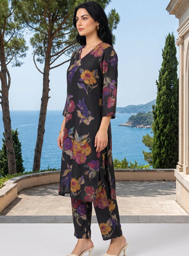 W Floral Print Straight Kurta Set