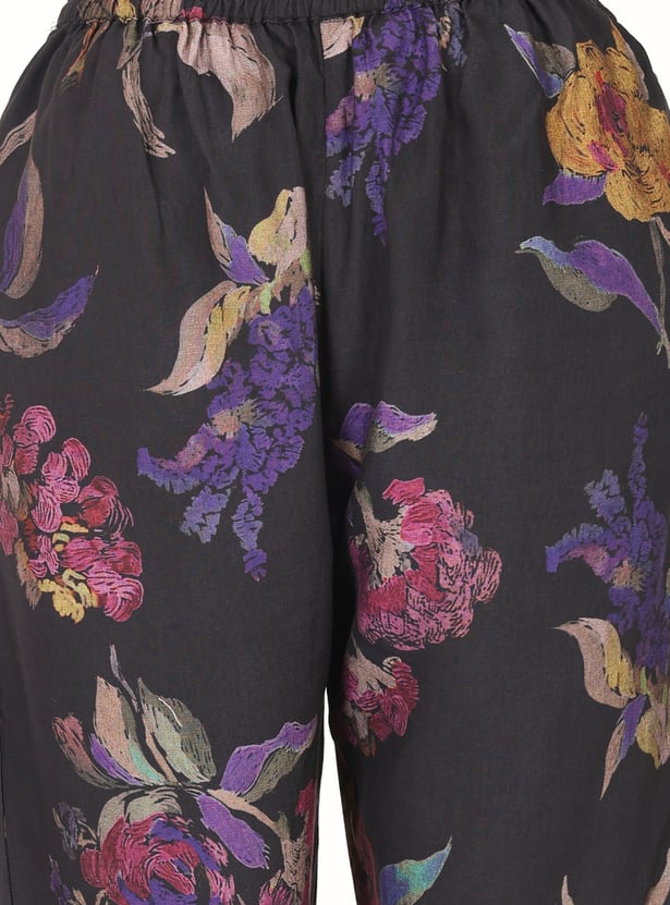 W Floral Print Straight Kurta Set