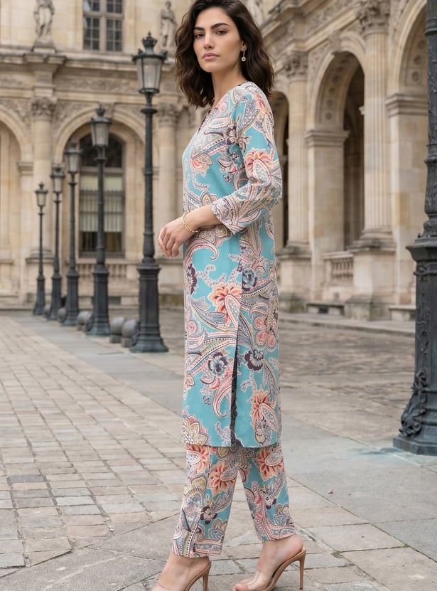 W Paisley Print Straight Kurta Set