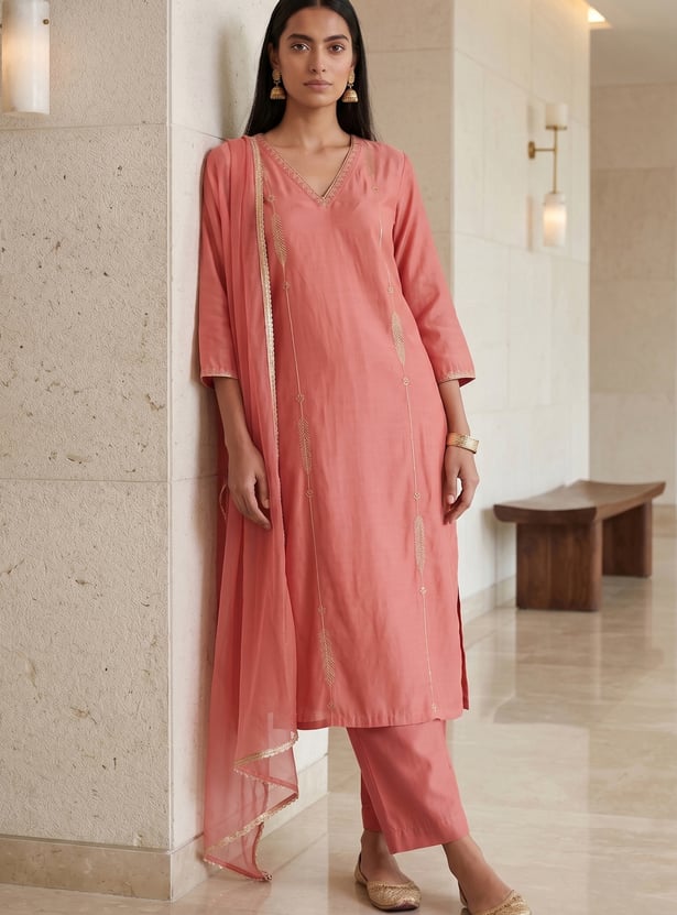 MELANGE Embroidered Kurta Set