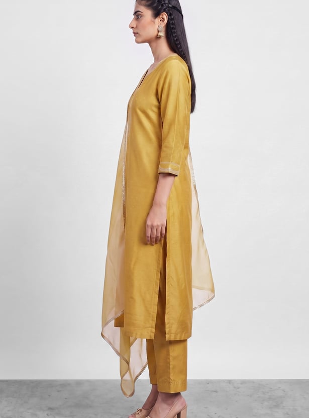 MELANGE Embroidered Straight Kurta Set