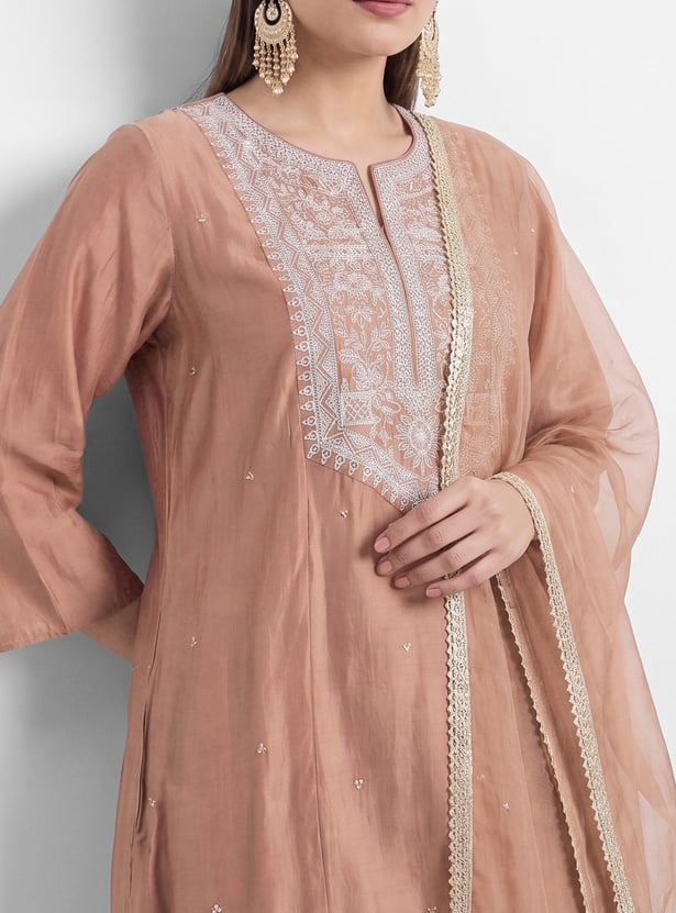MELANGE Embroidered Straight Kurta Set
