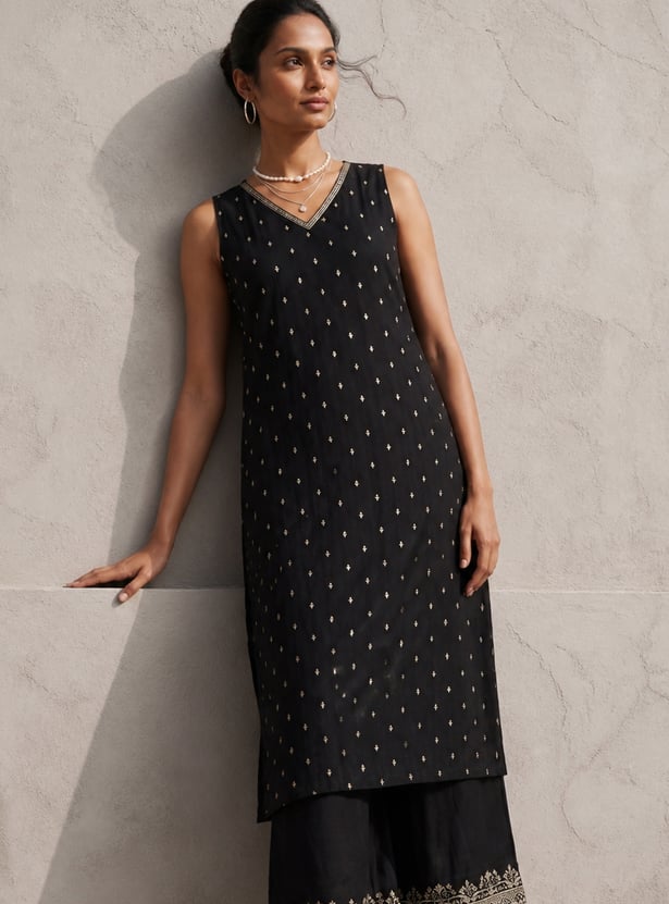 MELANGE Embroidered Kurta Set