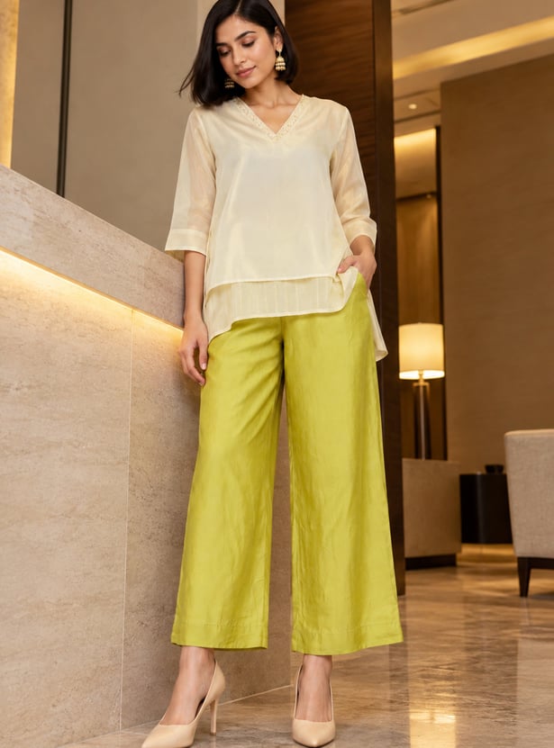 MELANGE Solid Flared Palazzos