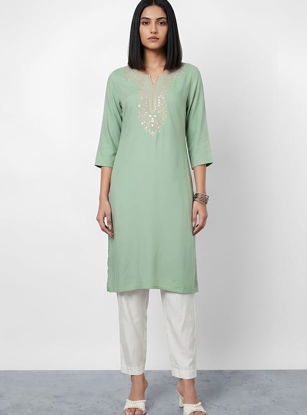 MELANGE Embroidered Straight Kurta
