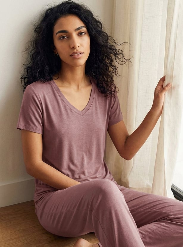 GINGER V-Neck Lounge T-shirt