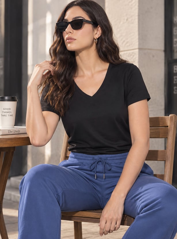 FAME FOREVER Solid V-Neck T-shirt