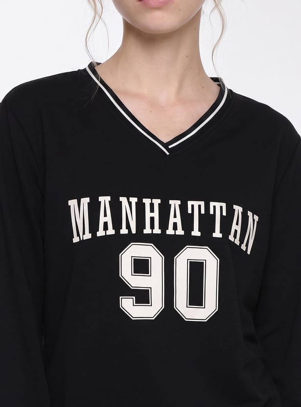 KRAUS Typography Print V-Neck Sweatshirt