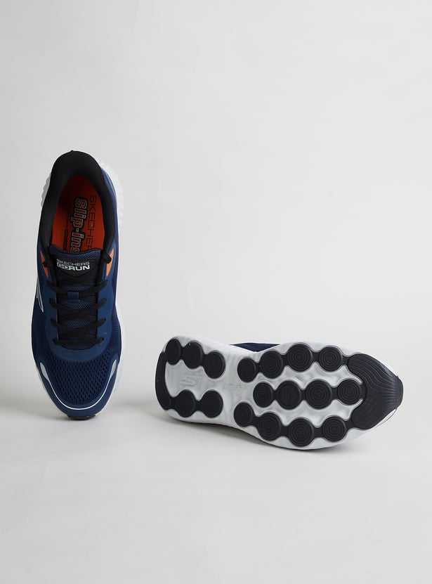 SKECHERS Go Run Now Regent Sports Shoes