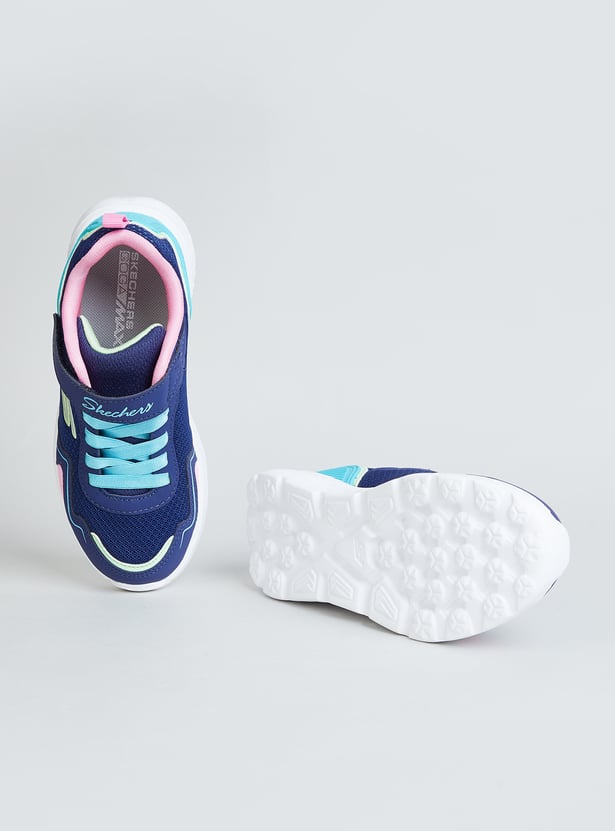 SKECHERS Girls Solid Sneakers