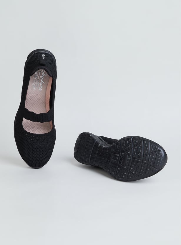 SKECHERS Seager Knit Slip-On Sneakers