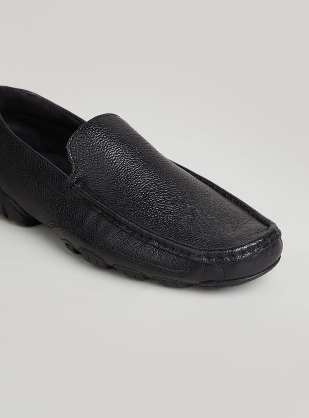 HUSH PUPPIES Leather Loafers