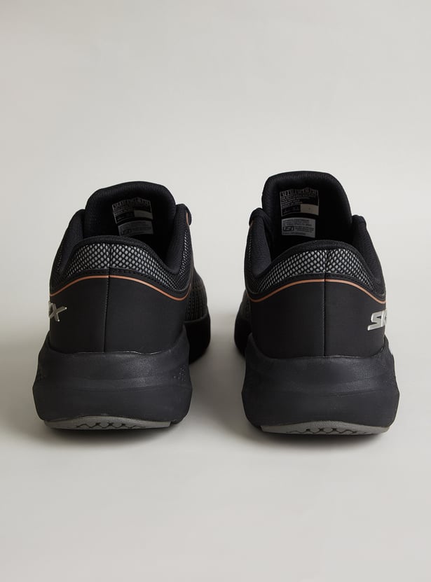 SKECHERS Go Run Elevate Ultra Go Running Shoes